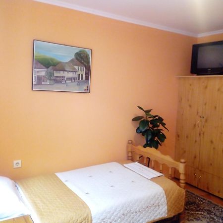 Hotel 24 Jul Pljevlja Chambre photo