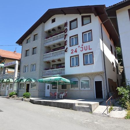 Hotel 24 Jul Pljevlja Extérieur photo