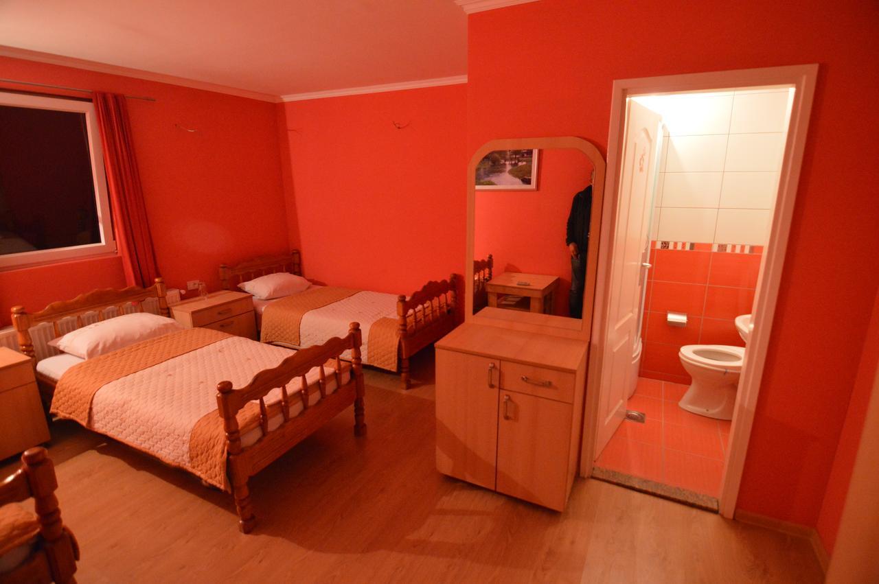 Hotel 24 Jul Pljevlja Extérieur photo