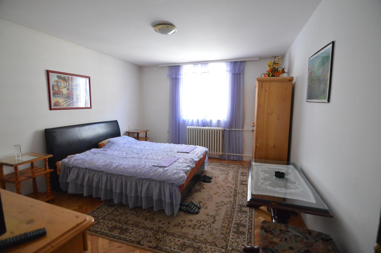 Hotel 24 Jul Pljevlja Extérieur photo