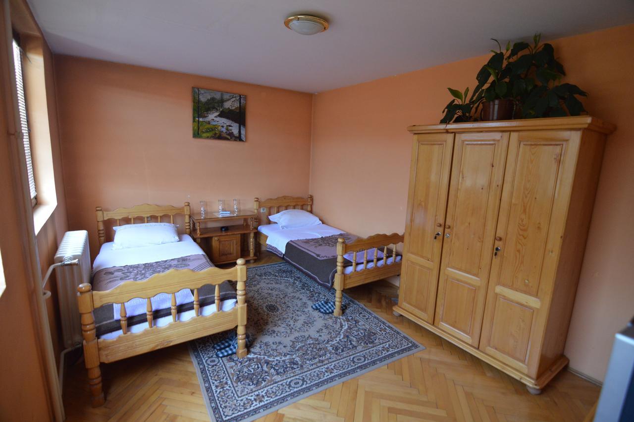 Hotel 24 Jul Pljevlja Extérieur photo