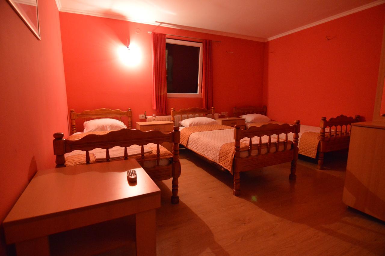 Hotel 24 Jul Pljevlja Extérieur photo